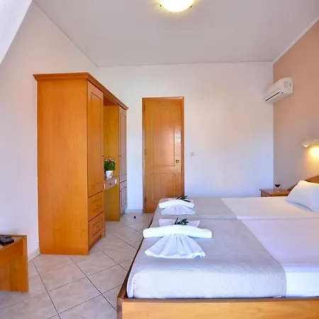 Louvros Corfu Apartamento Sidárion