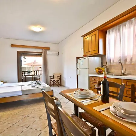 Louvros Sidari Corfu Apartment *
