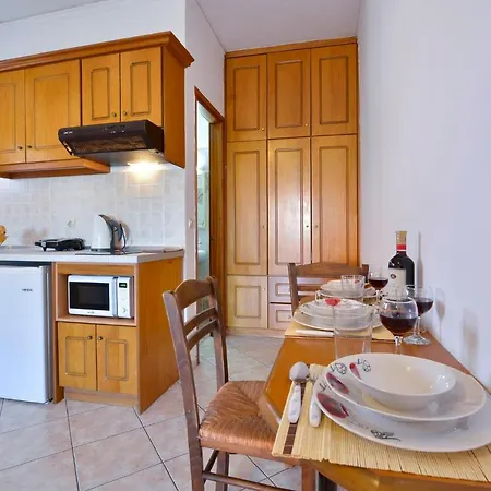 Louvros Corfu アパート *